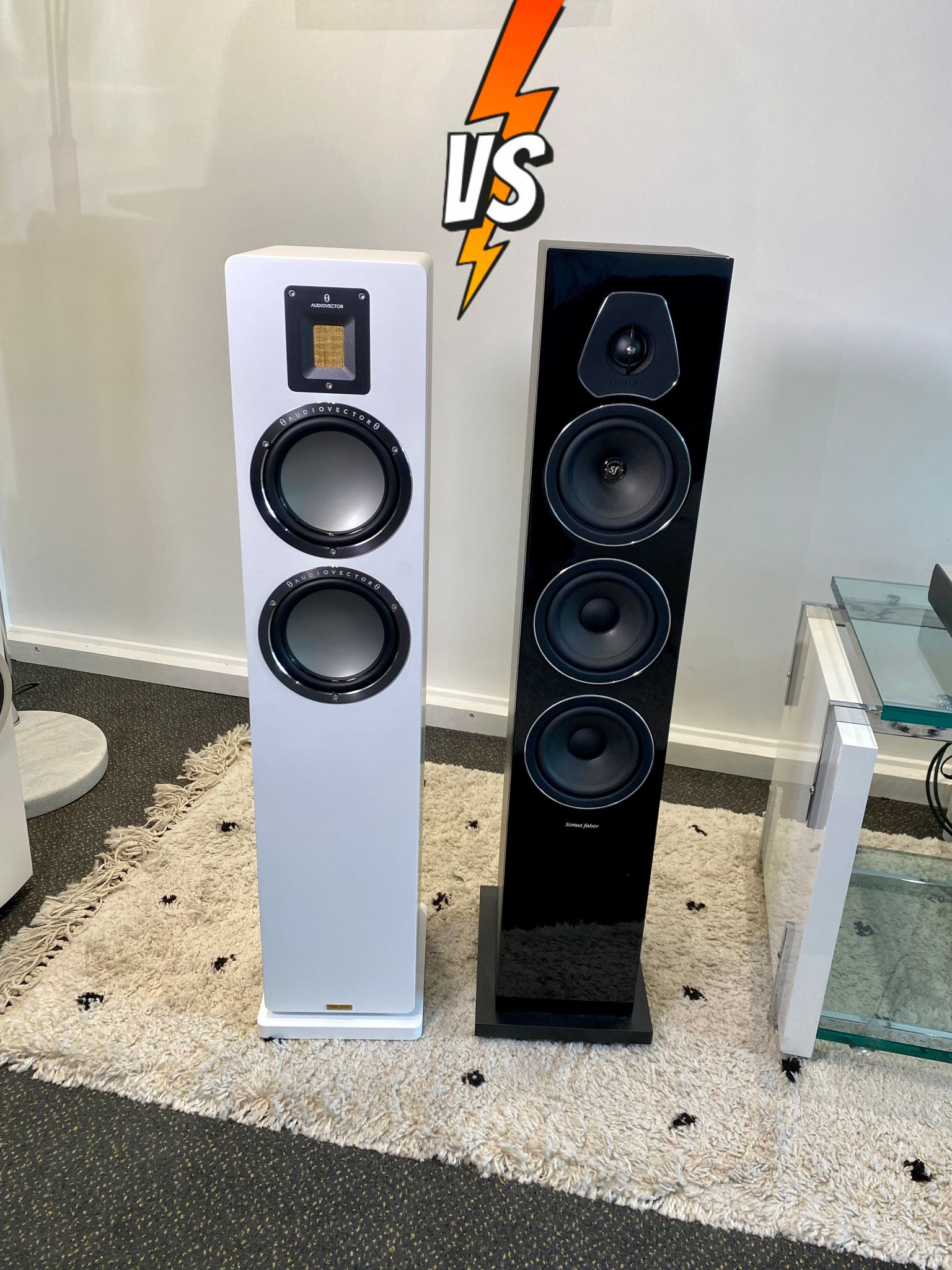 Audiovector : le challenger danois contre les poids lourd du marché, Sonus faber et B&W