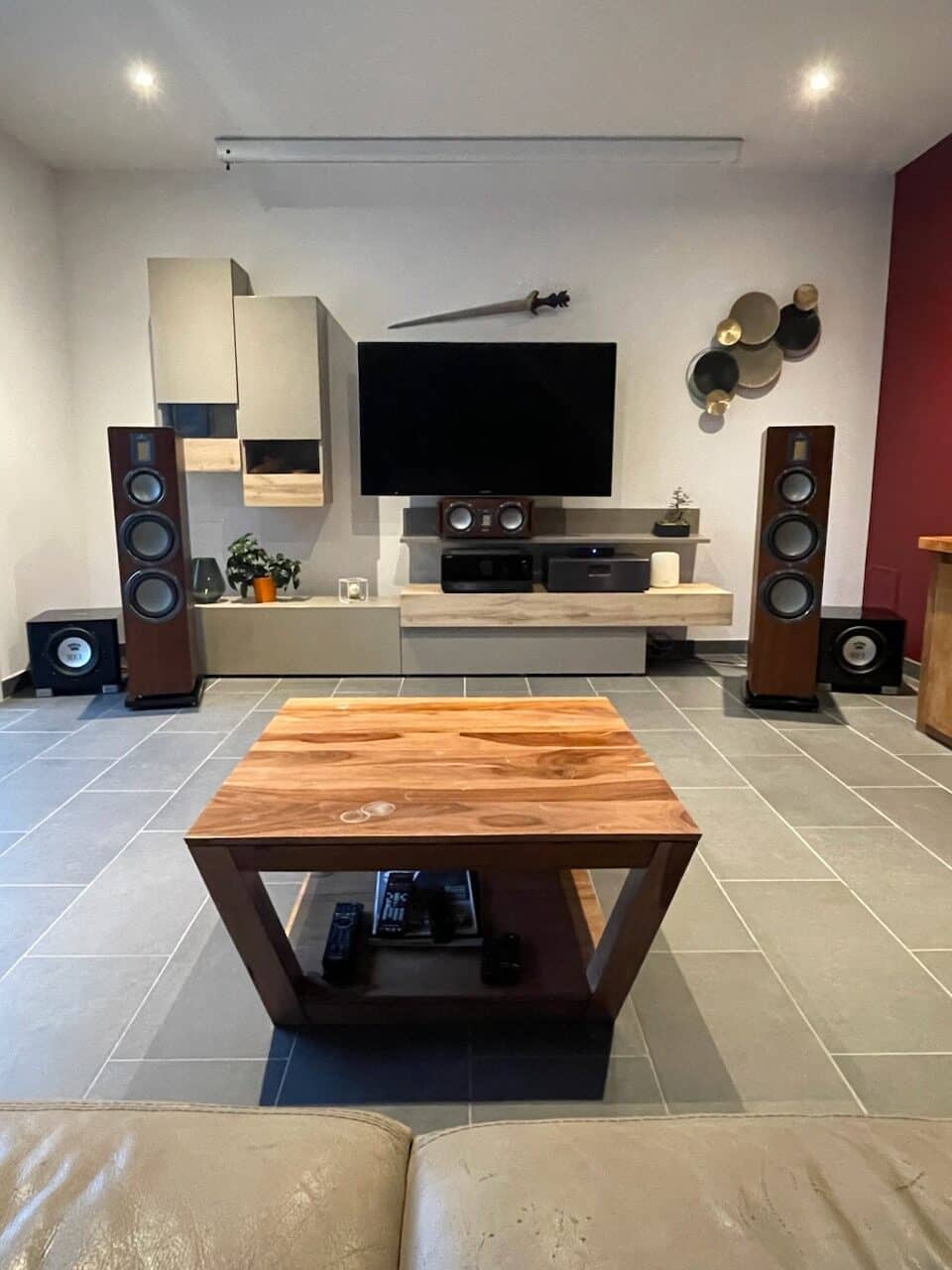 Installation Audiovector, REL et Yamaha en Vendée